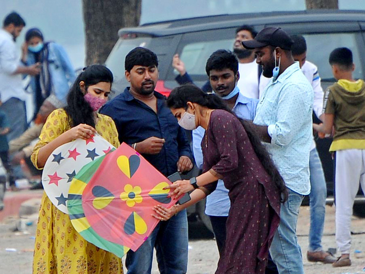 Hyderabad Kite Festival photo Gallery - Sakshi1