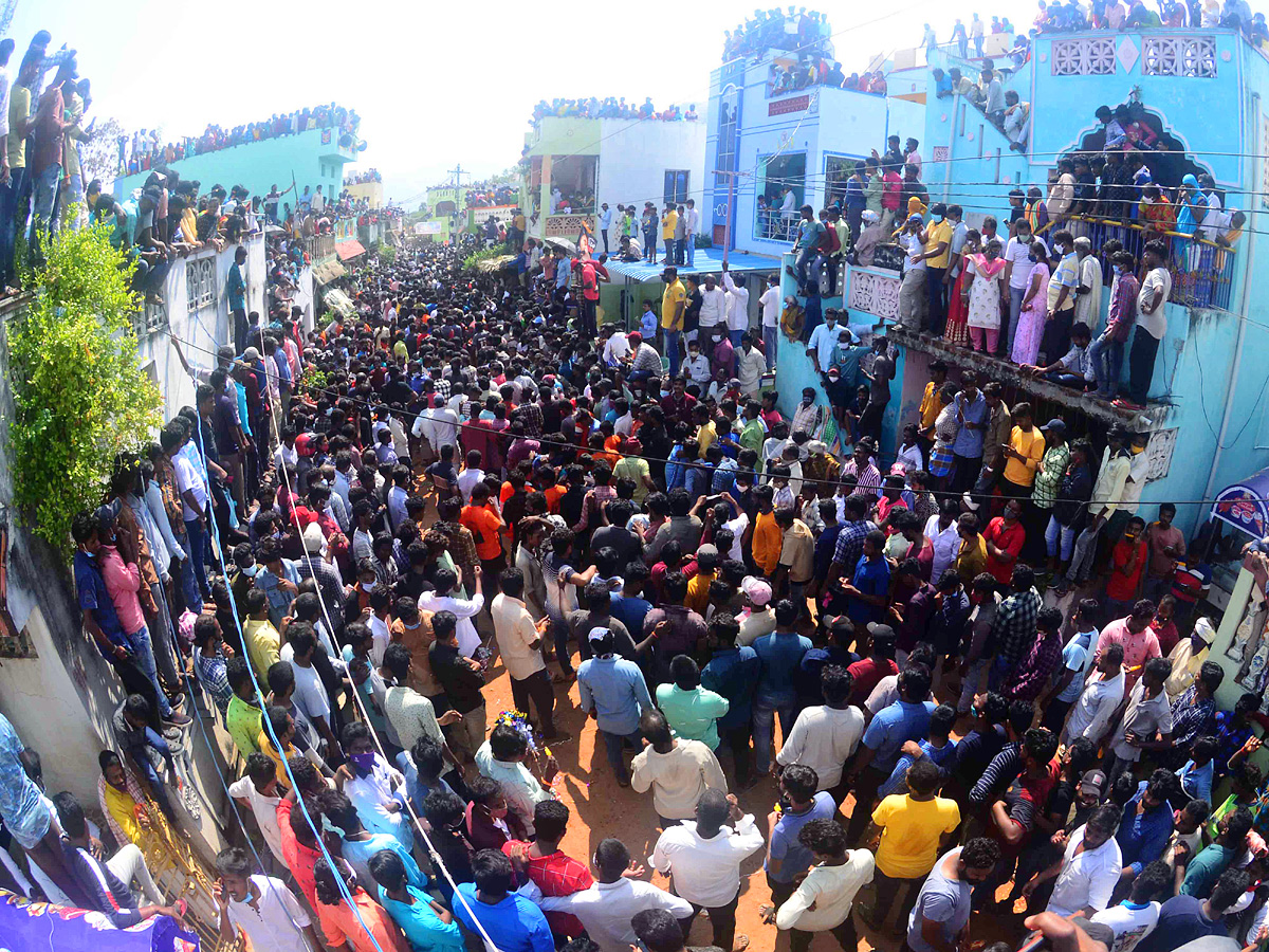 Jallikattu festival in chittoor district Photo Gallery - Sakshi18