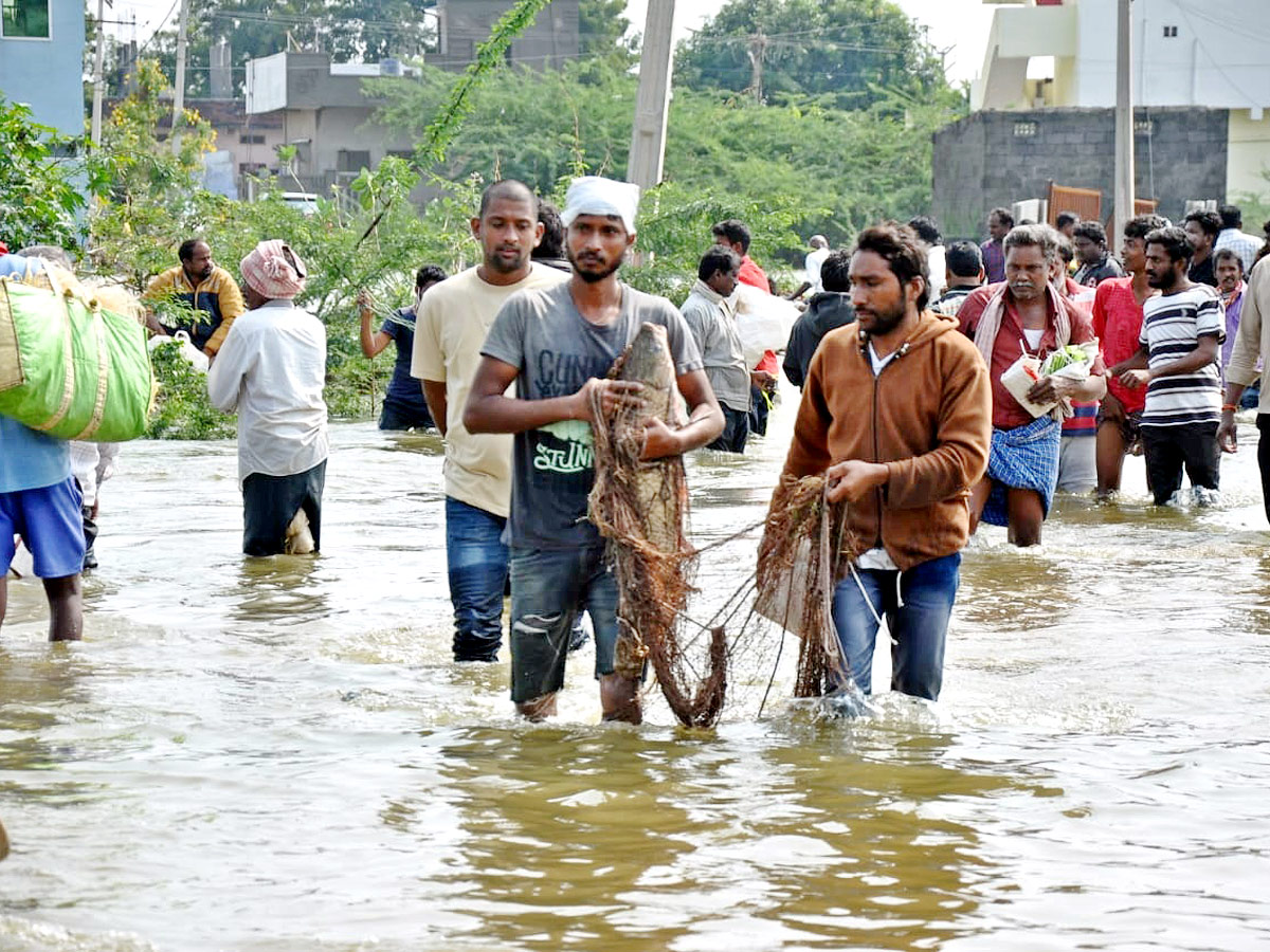 Heavy Rain In Suryapeta Photo Gallery - Sakshi19