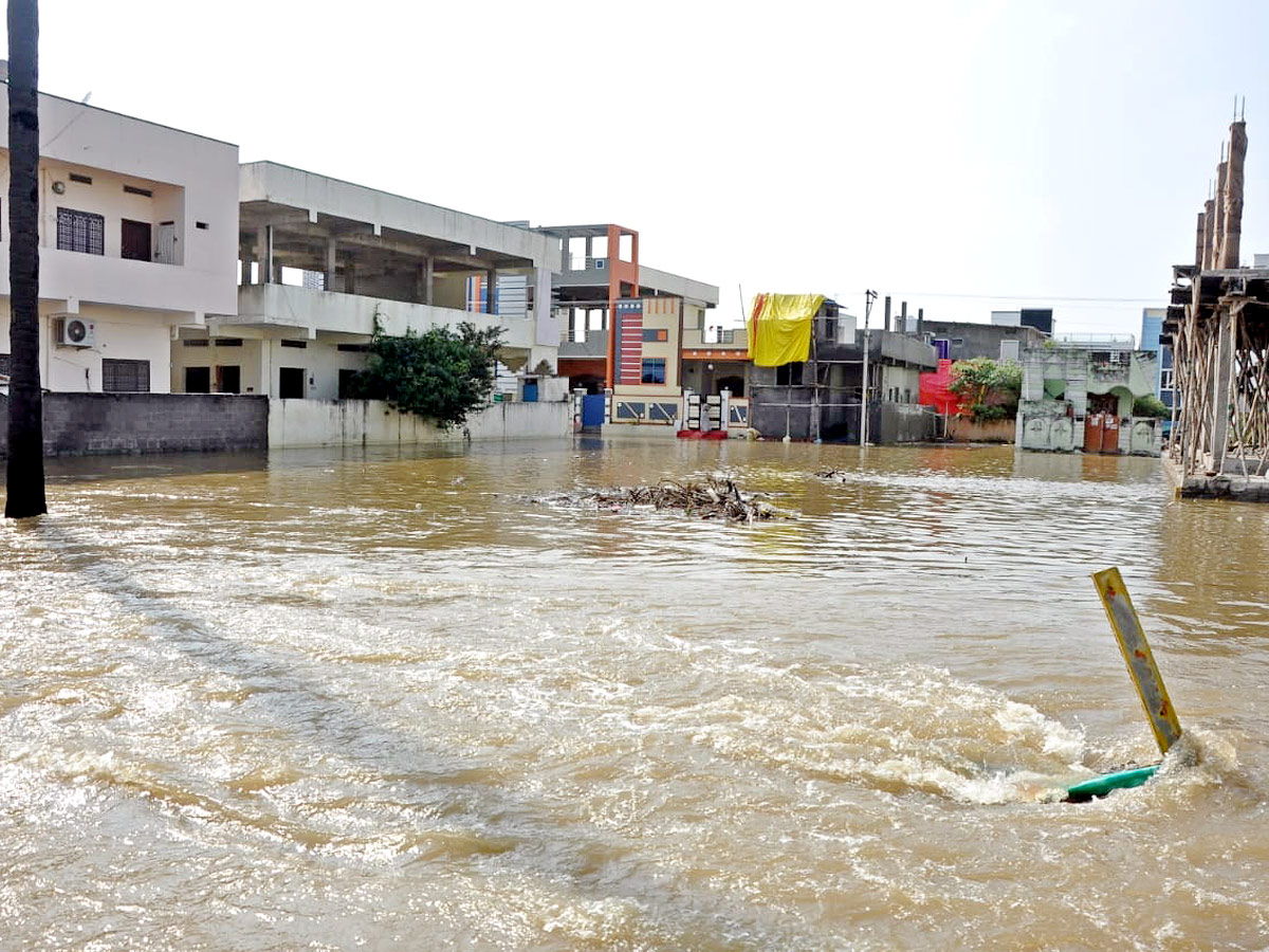 Heavy Rain In Suryapeta Photo Gallery - Sakshi21