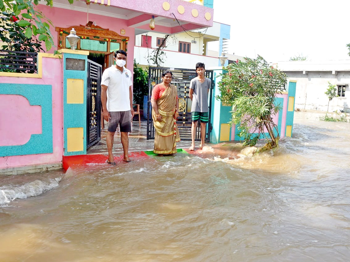 Heavy Rain In Suryapeta Photo Gallery - Sakshi7