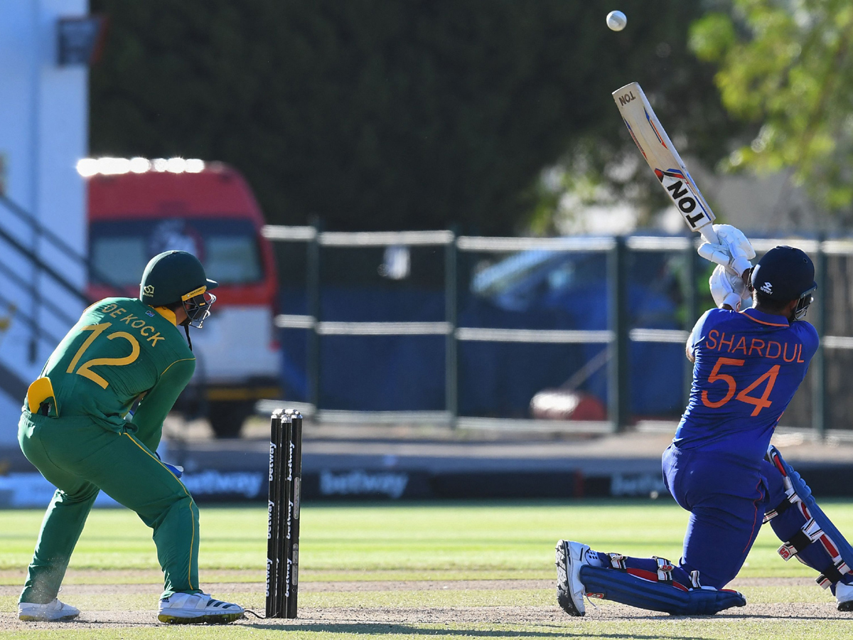 South Africa beat India by 31 runs Photo Gallery - Sakshi5