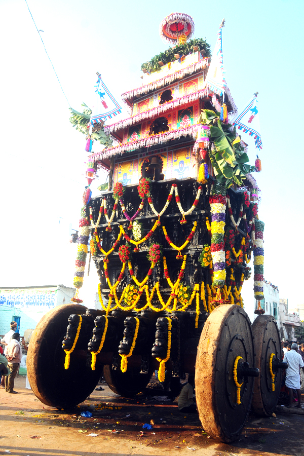 Sri Neelakanteswara Swamy Temple Kurnool - Sakshi21