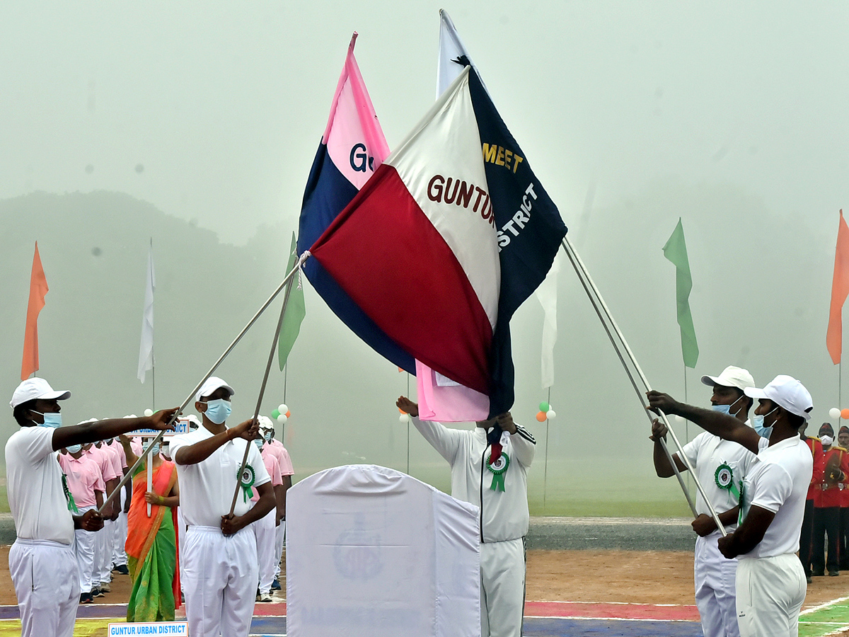 Guntur district police sports competition Photo Gallery - Sakshi13