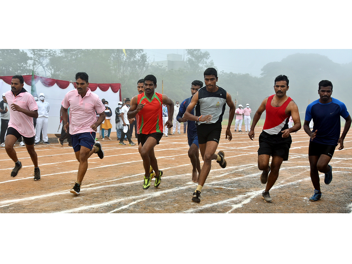 Guntur district police sports competition Photo Gallery - Sakshi10