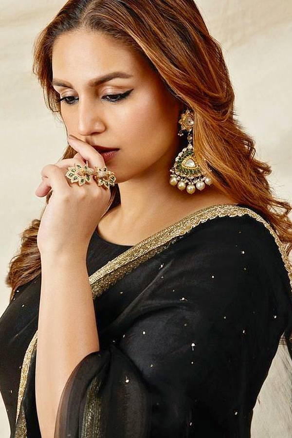 Bollywood Actress Huma Qureshi HD Wallpapers - Sakshi8