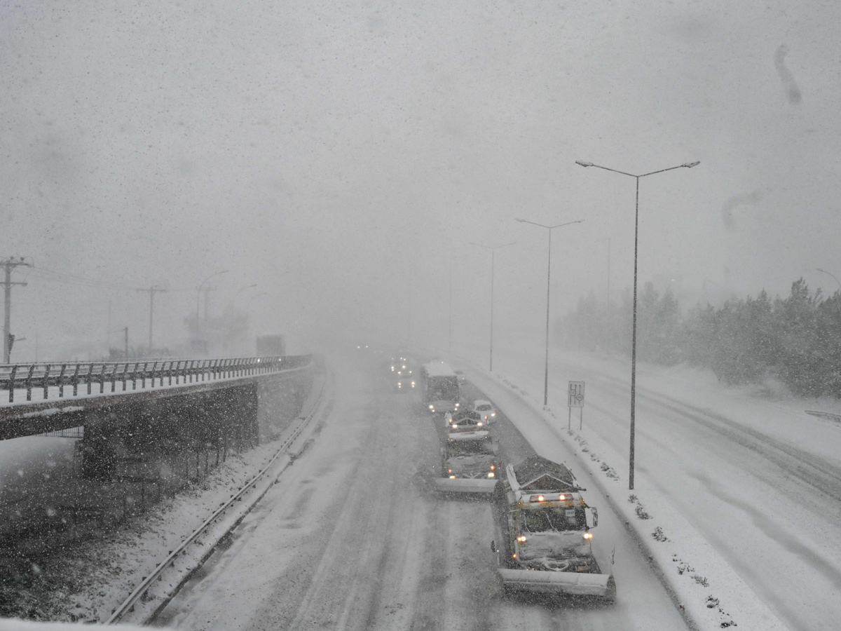 Greece islands covered in snow Photo Gallery - Sakshi7