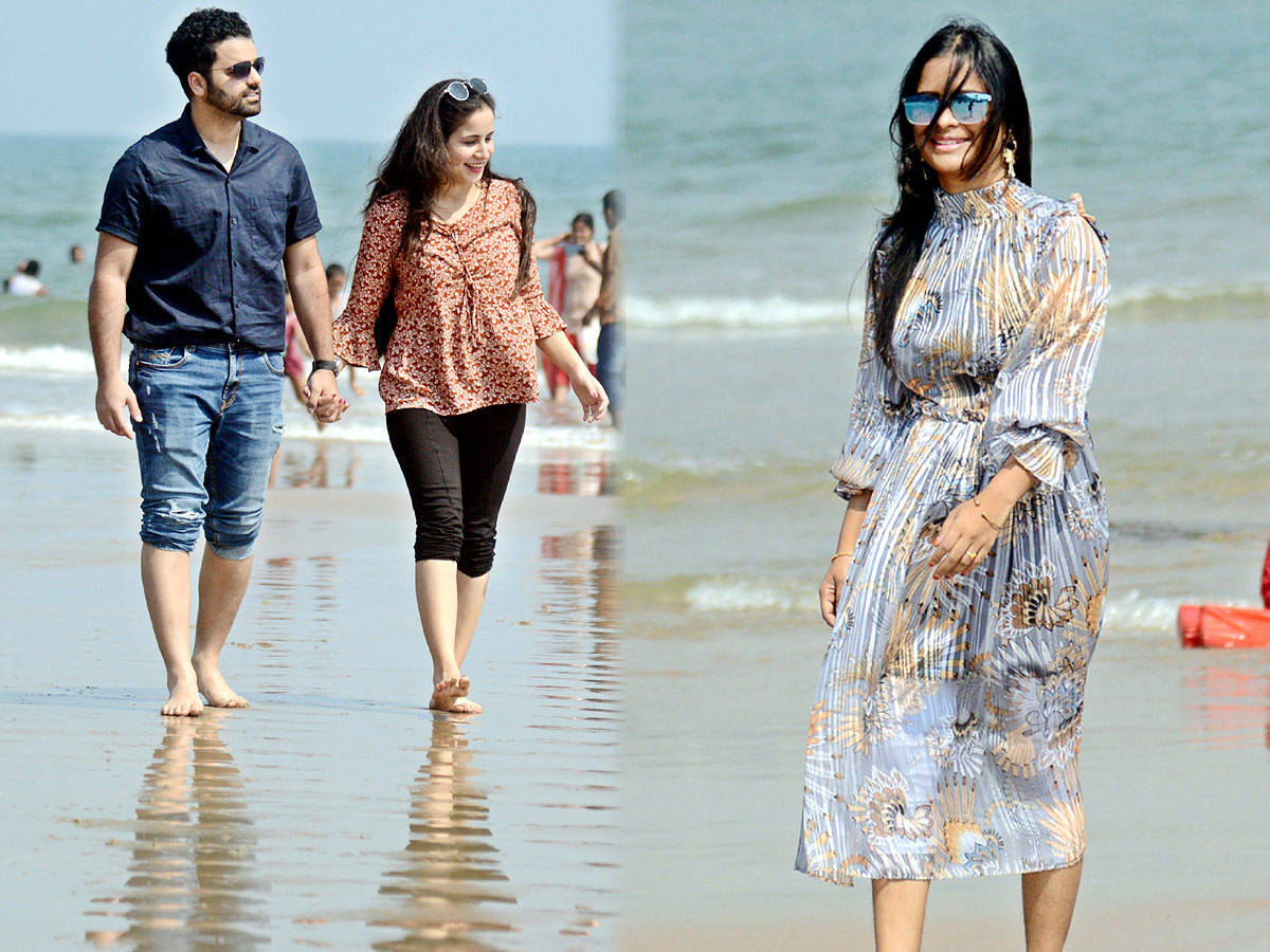 Rushikonda Beach Vizag Photo Gallery - Sakshi1