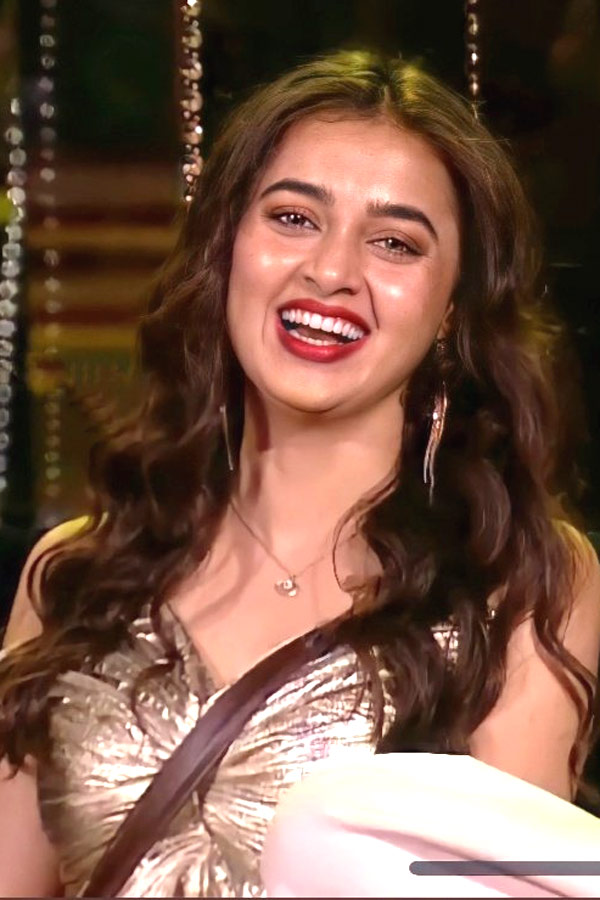 Hindi Bigg Boss Season 15 Winner Tejasswi  Prakash Photo Gallery - Sakshi2