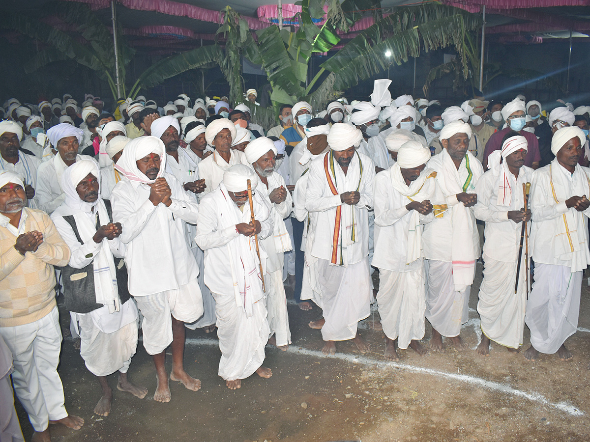 Nagoba Jatara Begins at Adilabad Photo Gallery - Sakshi10