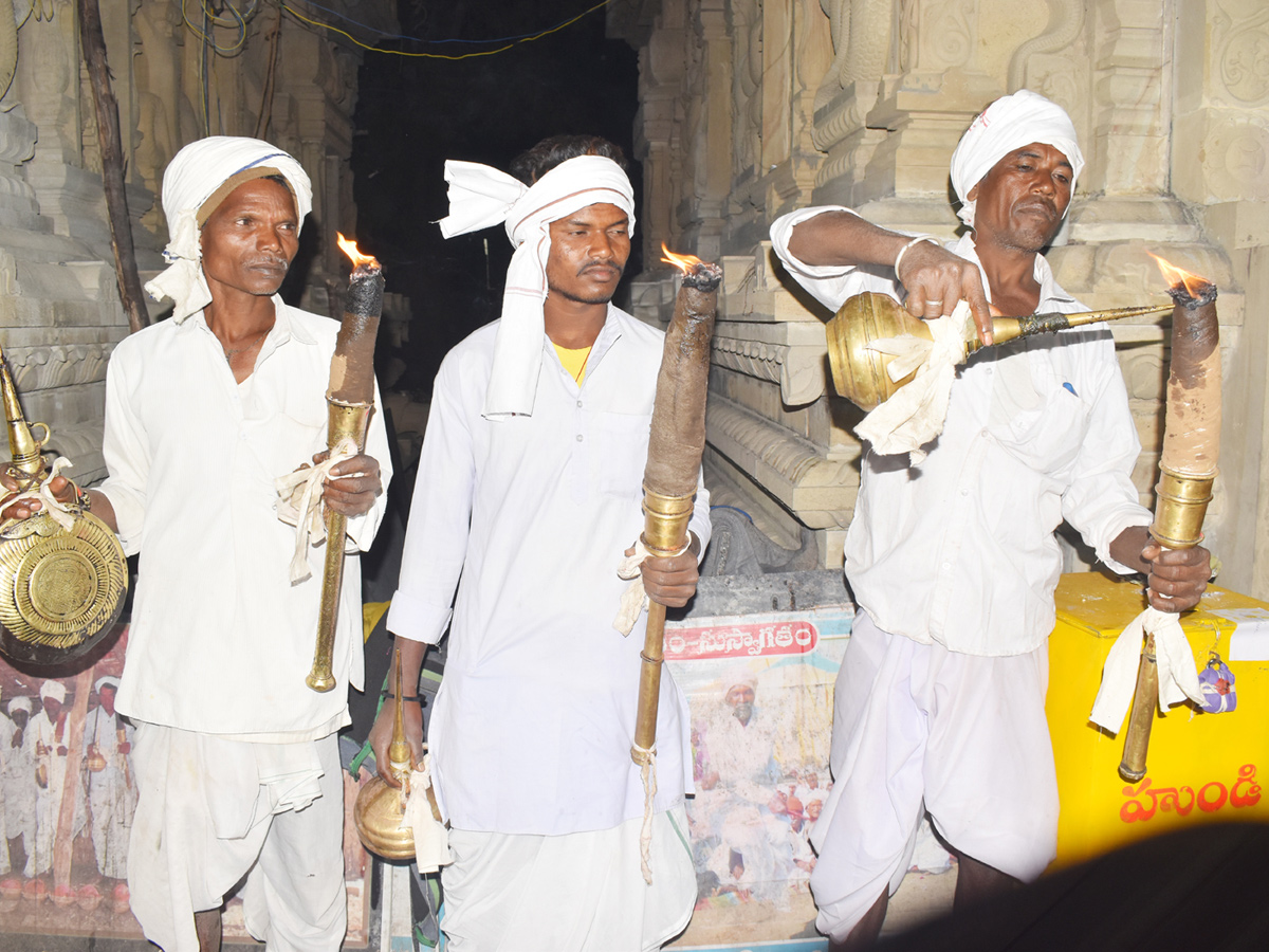 Nagoba Jatara Begins at Adilabad Photo Gallery - Sakshi12