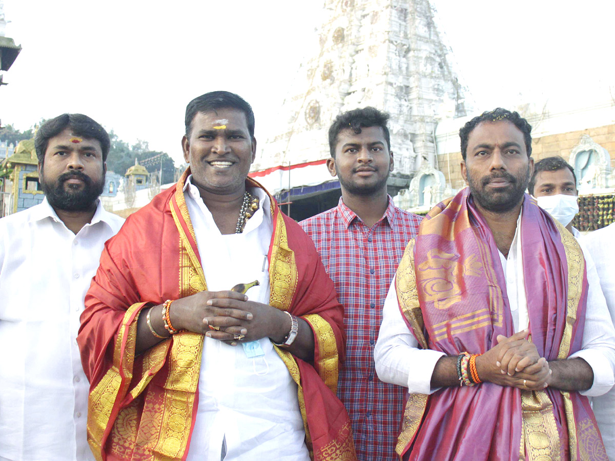 Vips Visit To Tirumala Photos - Sakshi7