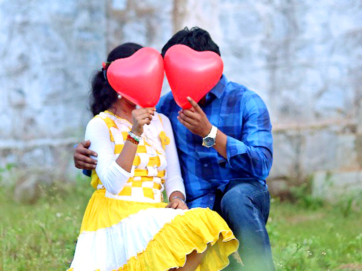 Valentine Day Special HD Photos - Sakshi3