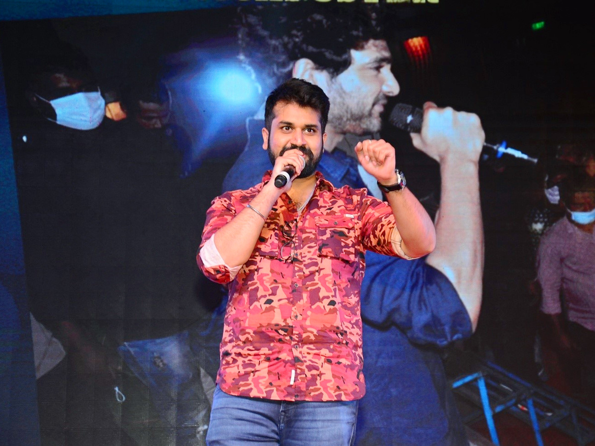 DJ Tillu Blockbuster Celebrations At Vizag - Sakshi6