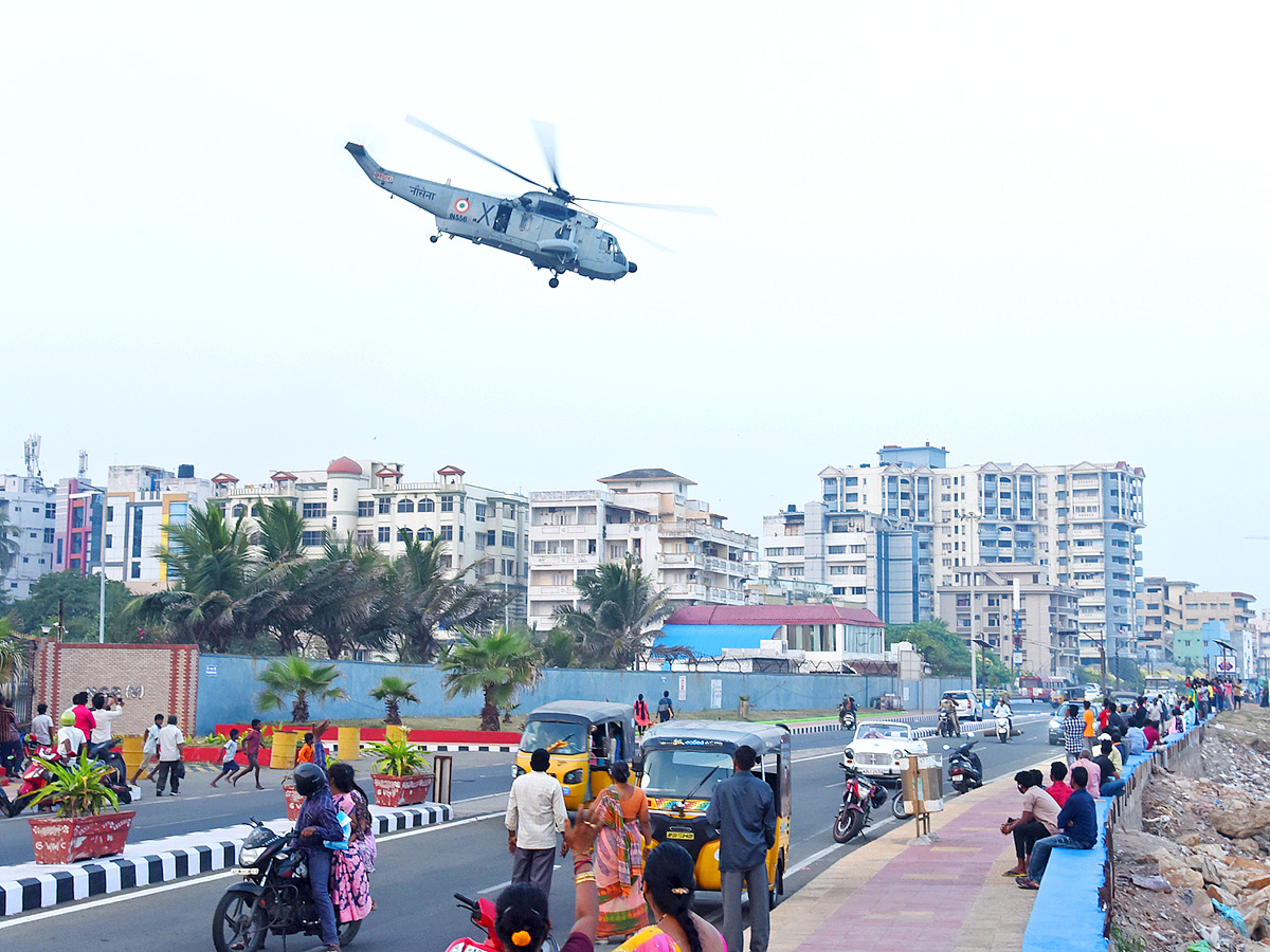 Navy Operational Demonstration Rehearsals From Visakhapatnam - Sakshi19