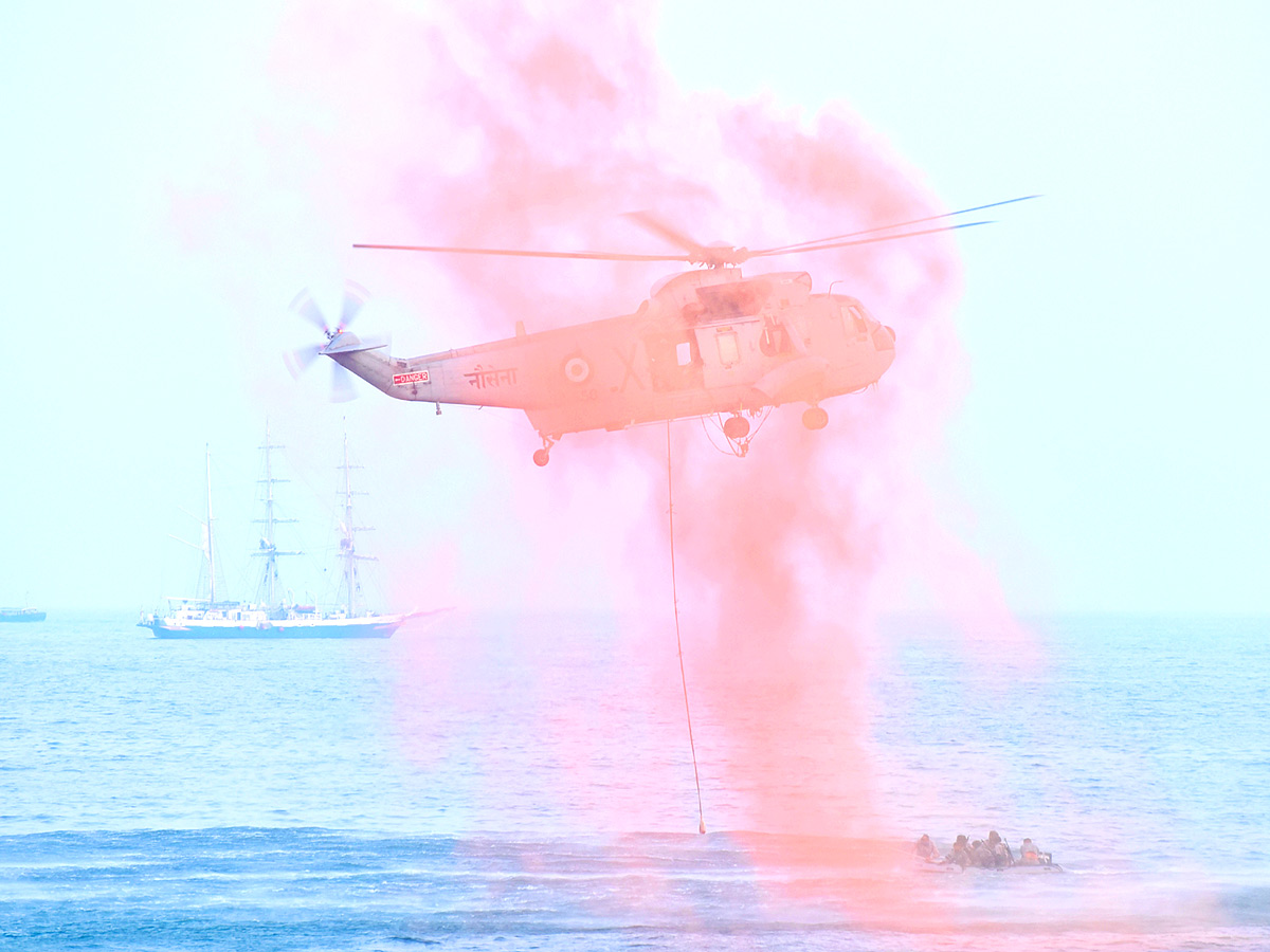 Navy Operational Demonstration Rehearsals From Visakhapatnam - Sakshi21