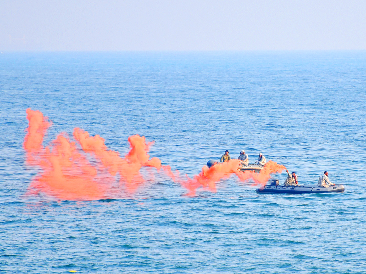 Navy Operational Demonstration Rehearsals From Visakhapatnam - Sakshi23