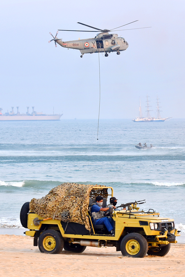 Navy Operational Demonstration Rehearsals From Visakhapatnam - Sakshi25