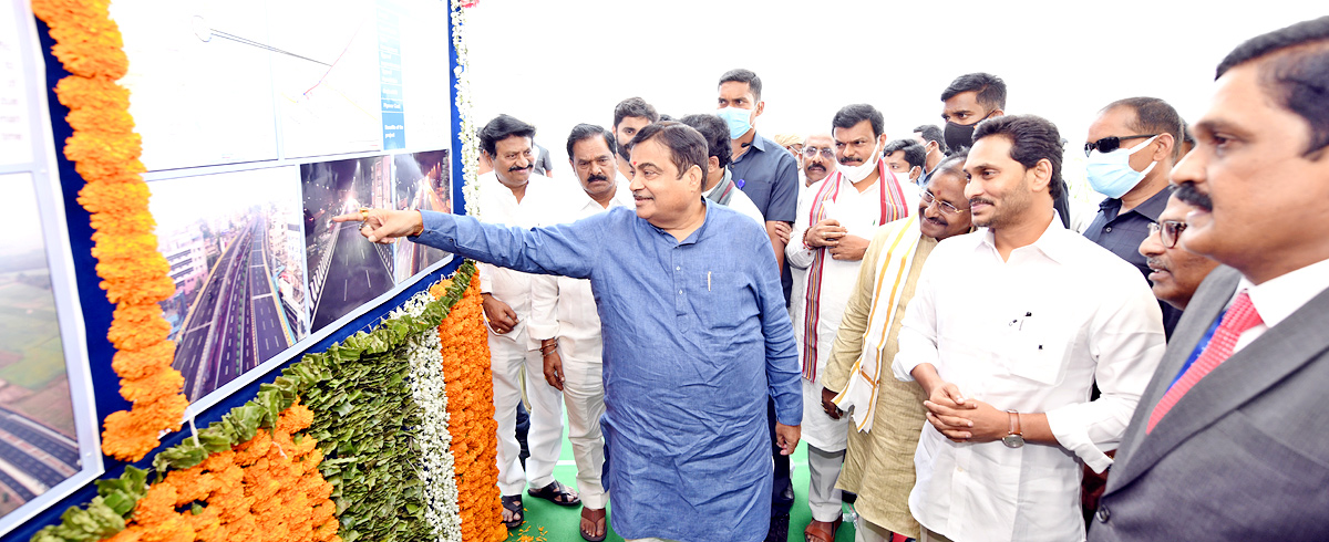 Union Minister Gadkari, CM Jagan Launch Projects In AP  - Sakshi2