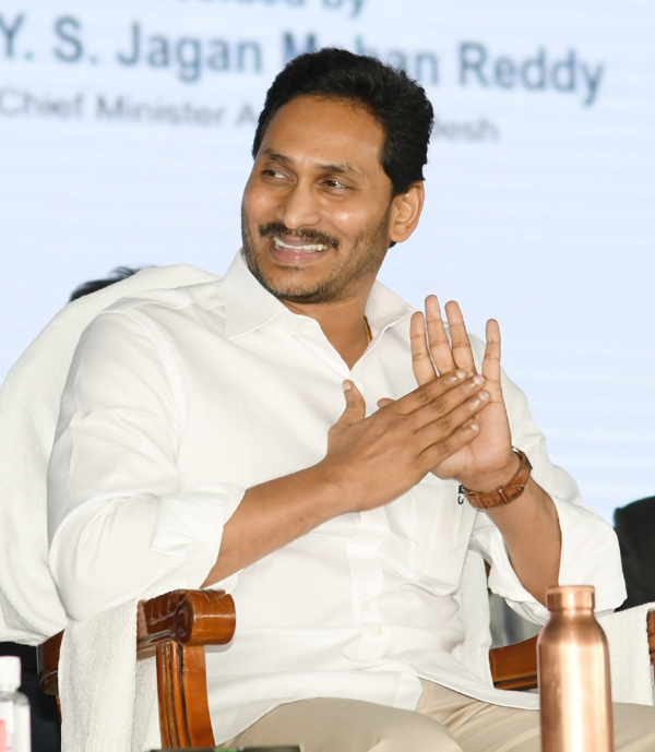 Union Minister Gadkari, CM Jagan Launch Projects In AP  - Sakshi18