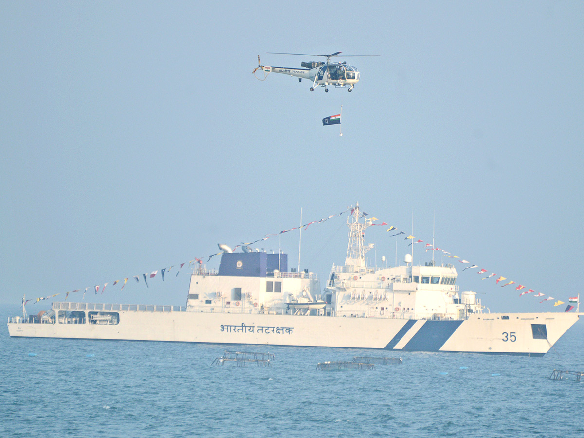 Indian Coast Guard Day special Gallery Photos Visakhapatnam - Sakshi14