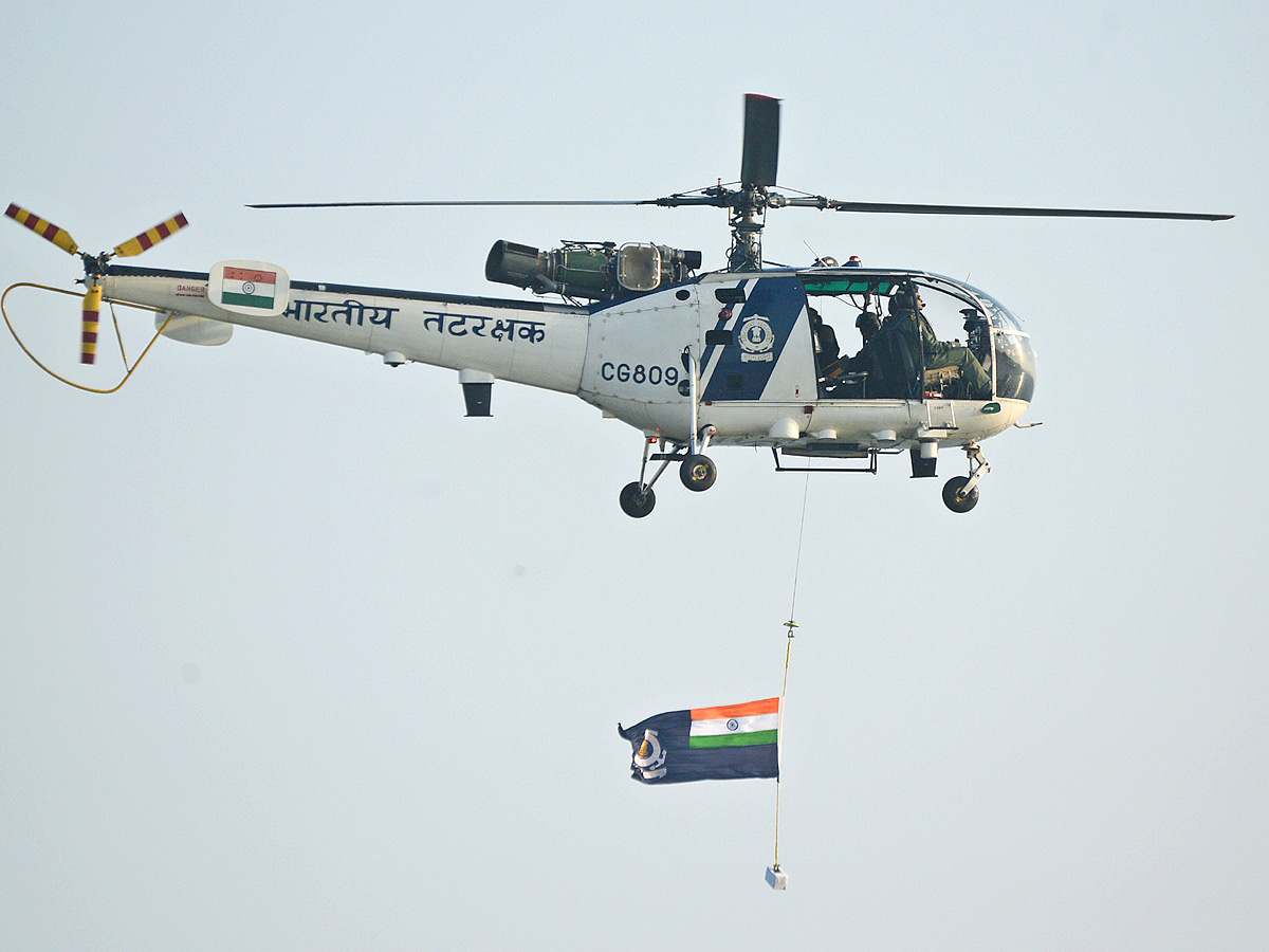 Indian Coast Guard Day special Gallery Photos Visakhapatnam - Sakshi5