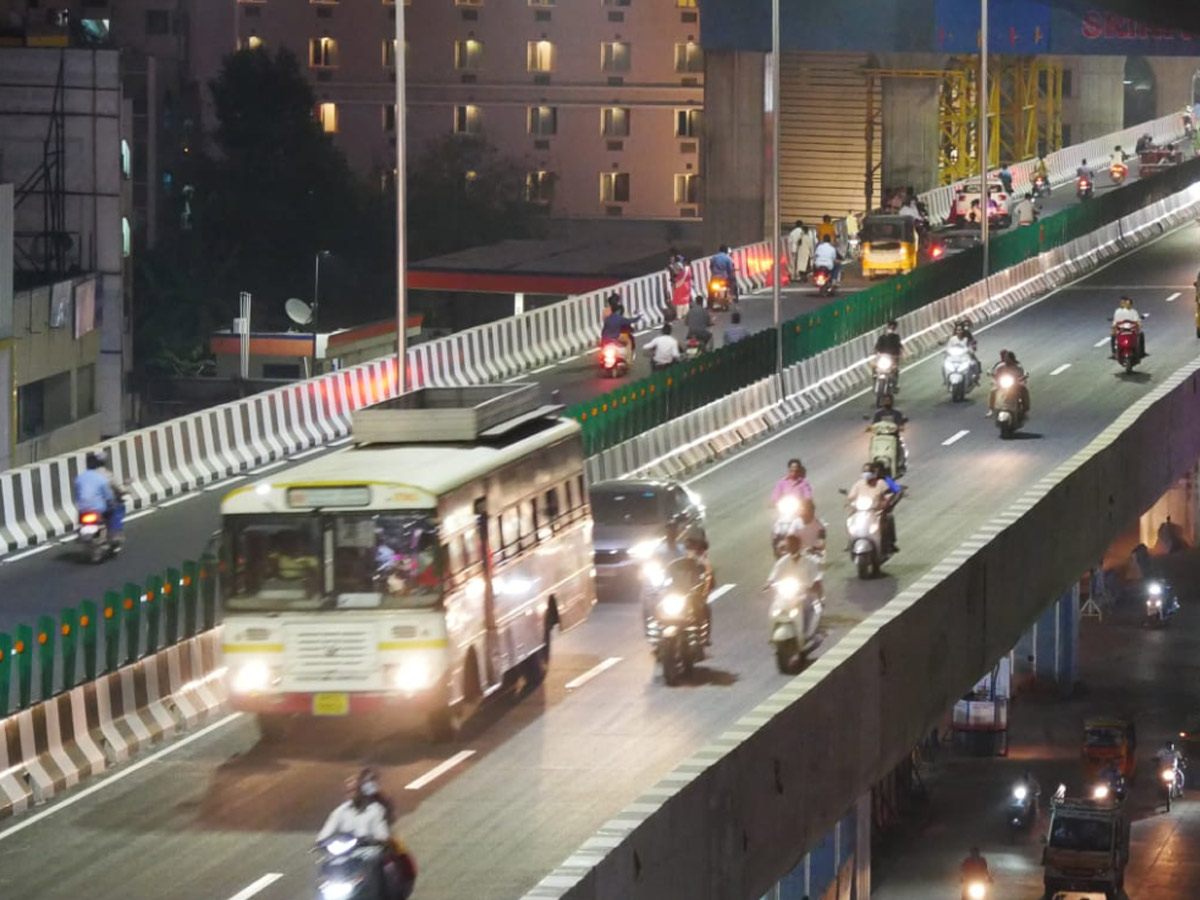 Srinivasa sethu flyover completed Photo Gallery - Sakshi10