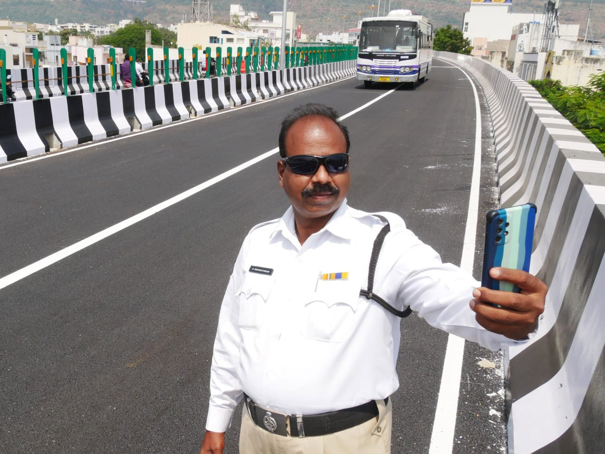 Srinivasa sethu flyover completed Photo Gallery - Sakshi13