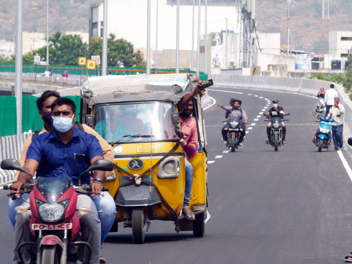 Srinivasa sethu flyover completed Photo Gallery - Sakshi5