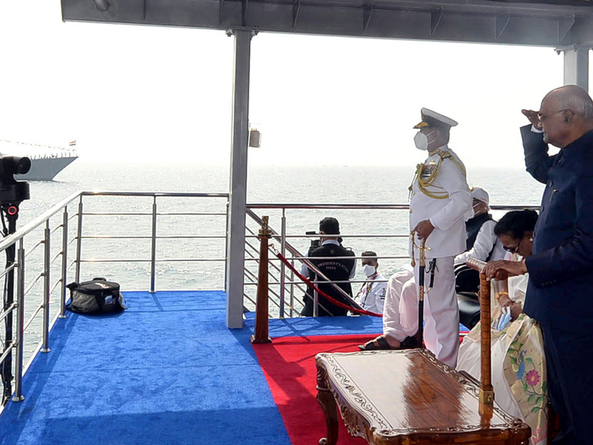 President Ram Nath Kovind conducts Fleets review in Visakhapatnam Photo Gallery - Sakshi34