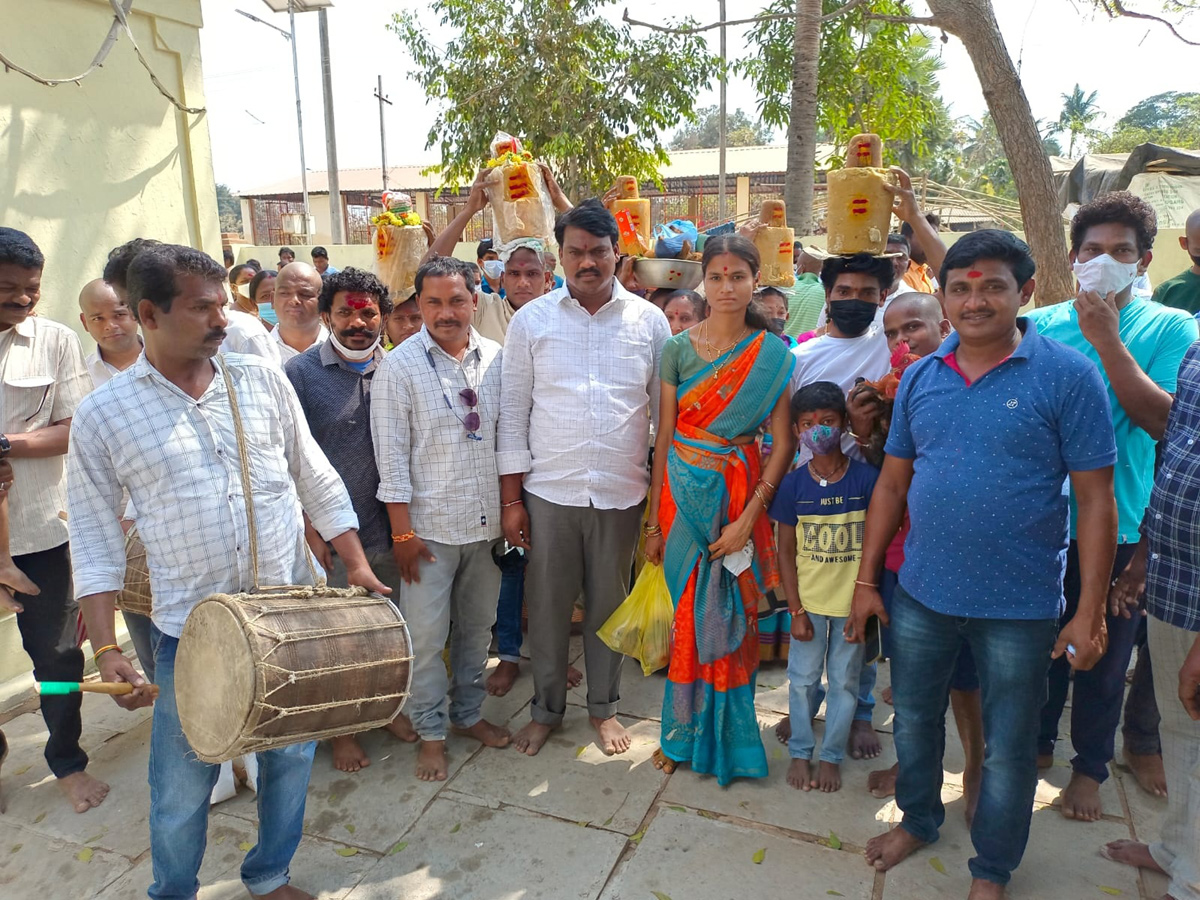 medaram jatara 2022 photo gallery - Sakshi5