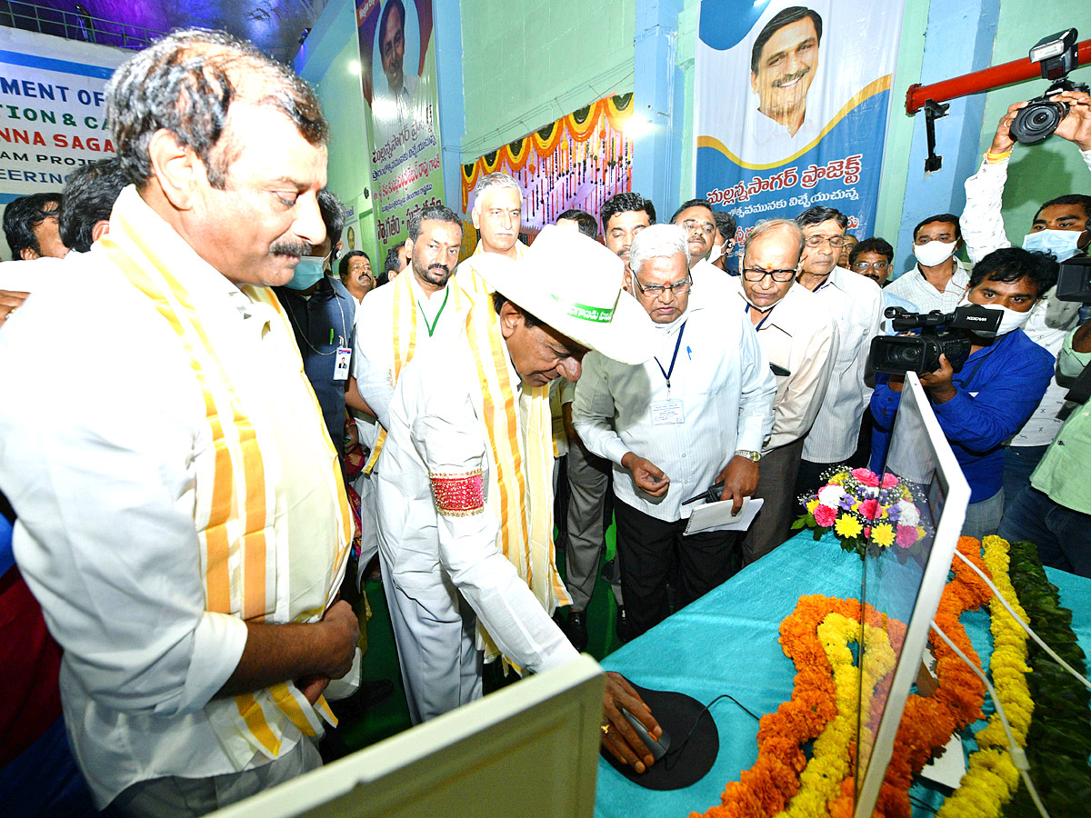 CM KCR inaugurates Mallanna Sagar reservoir in Siddipet - Sakshi19