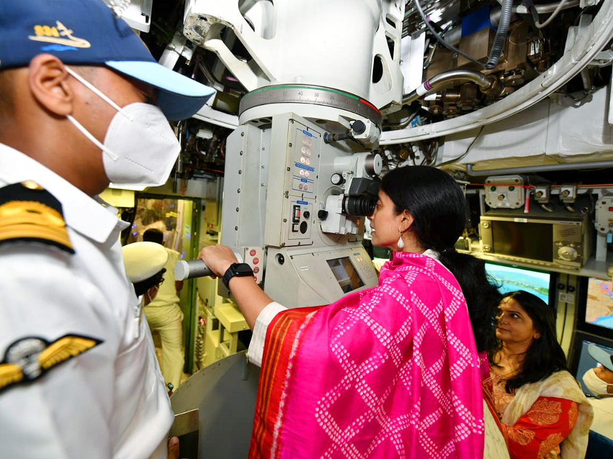 CM YS Jagan Visakhapatnam Tour Photo Gallery - Sakshi6