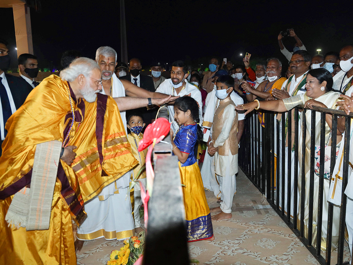 prime minister Narendra modi Hyderabad Tour photo Gallery - Sakshi38