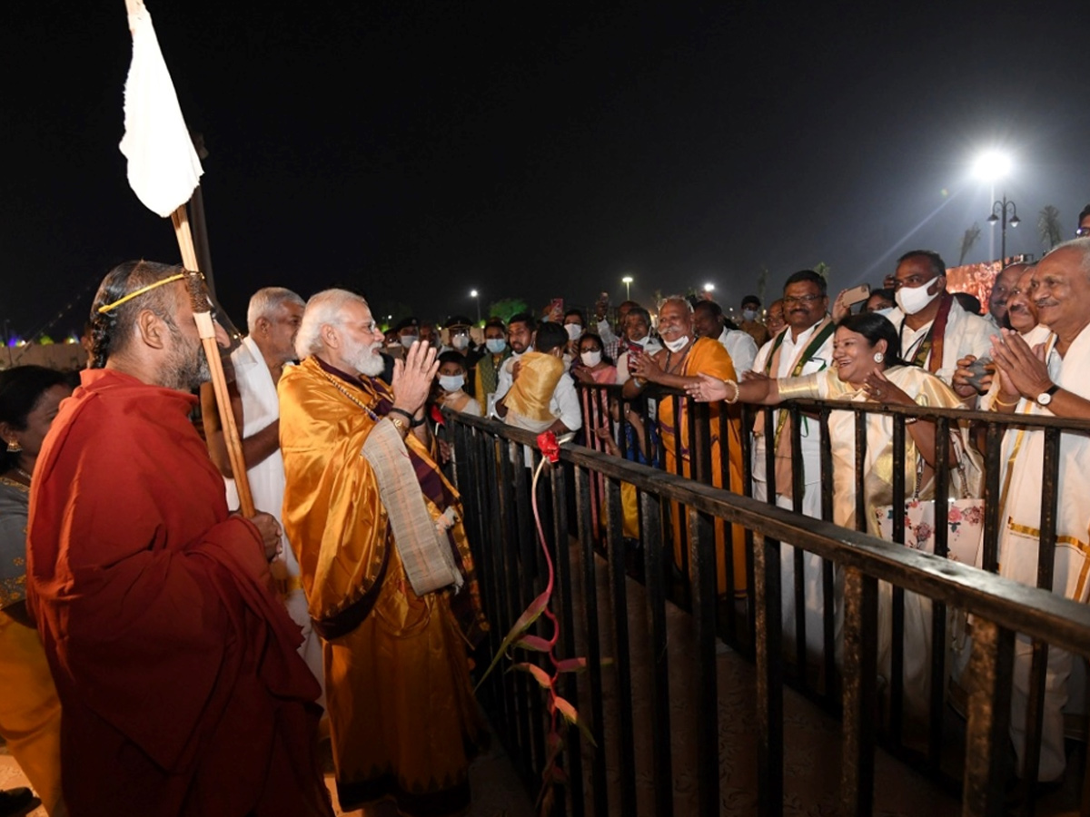 prime minister Narendra modi Hyderabad Tour photo Gallery - Sakshi42