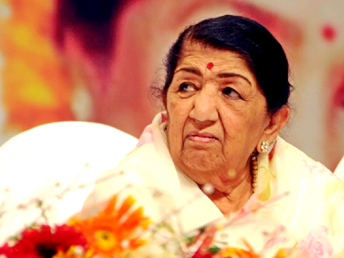 Lata Mangeshkar Rare Photo Gallery - Sakshi17