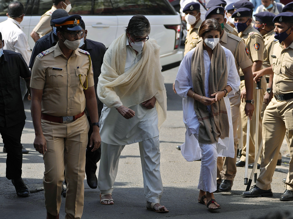 Lata Mangeshkar funeral Photo Gallery - Sakshi9