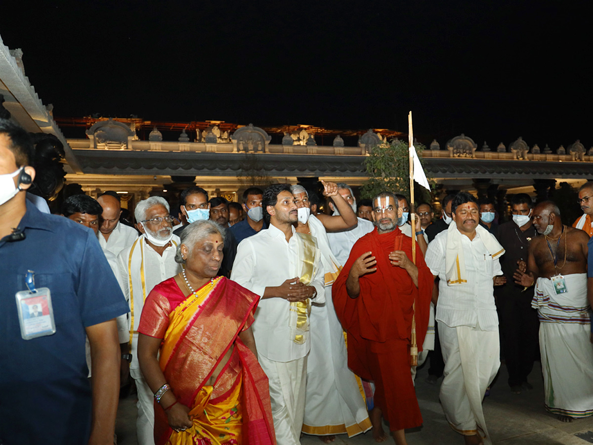 AP CM YS Jagan Visit Muchintal Photo Gallery - Sakshi12