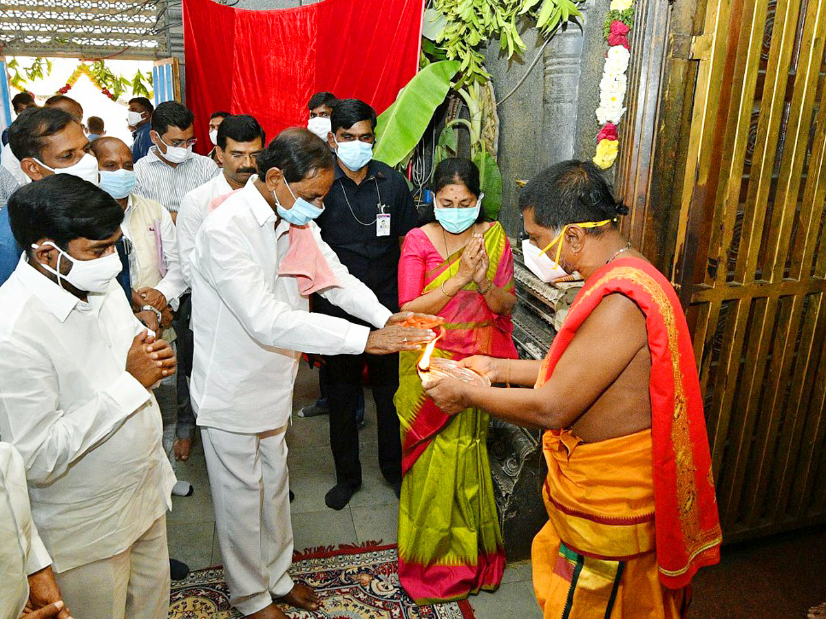 CM KCR Yadadri Tour Photos - Sakshi10