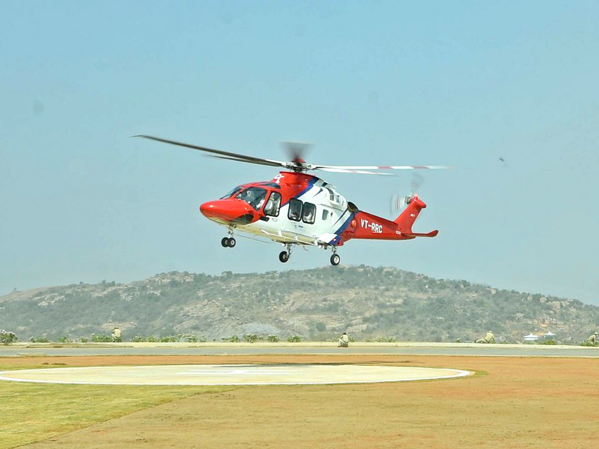 CM KCR Yadadri Tour Photos - Sakshi19