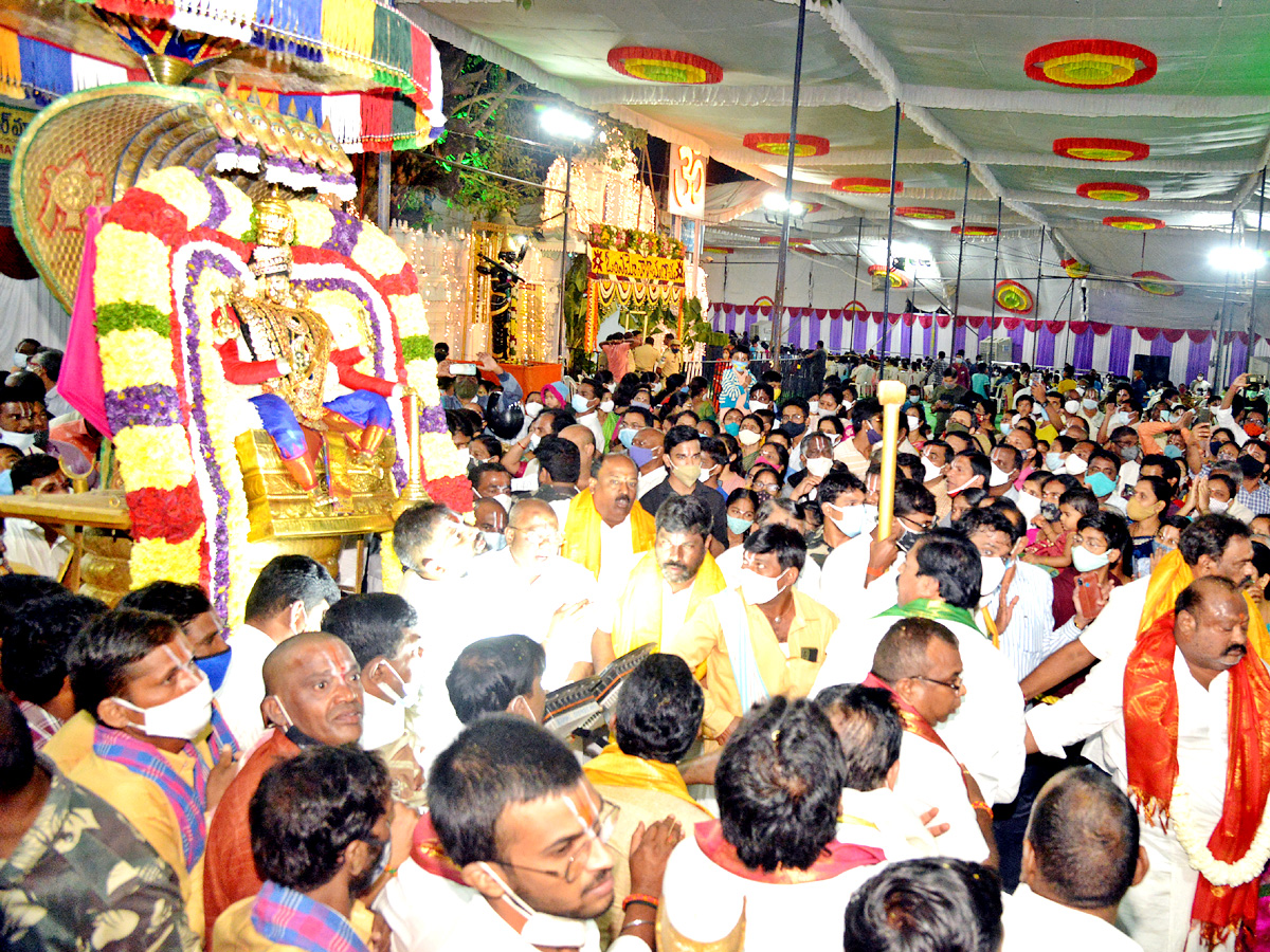 Venkateswara Swamy Brahmotsavam In Karimnagar Photo Gallery - Sakshi5