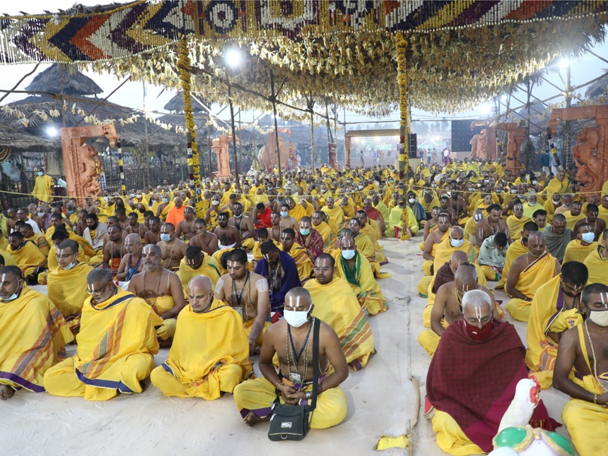 Sri Ramanuja Sahasrabdi Samaroham 8th Day Photo Gallery - Sakshi18