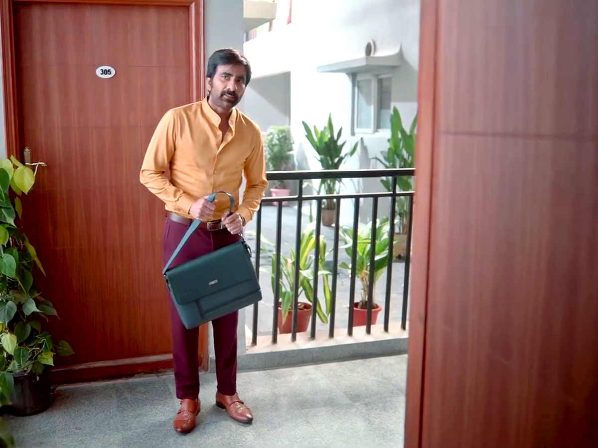 Ravi Teja Khiladi Movie HD Gallery - Sakshi27