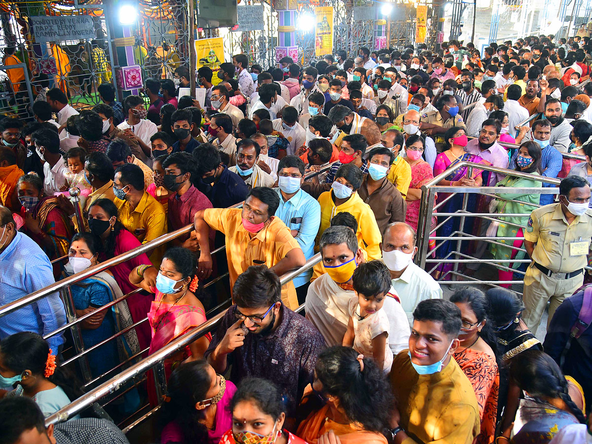 Maha shivratri Keesaragutta Temple Photos - Sakshi14