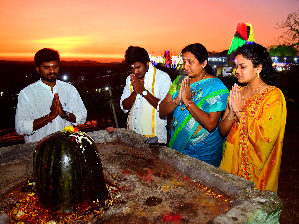 Maha shivratri Keesaragutta Temple Photos - Sakshi21