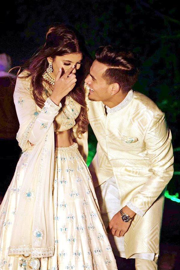 Rahul Chahar Ishani Johar Goa Deamy Wedding Photo Gallery - Sakshi13