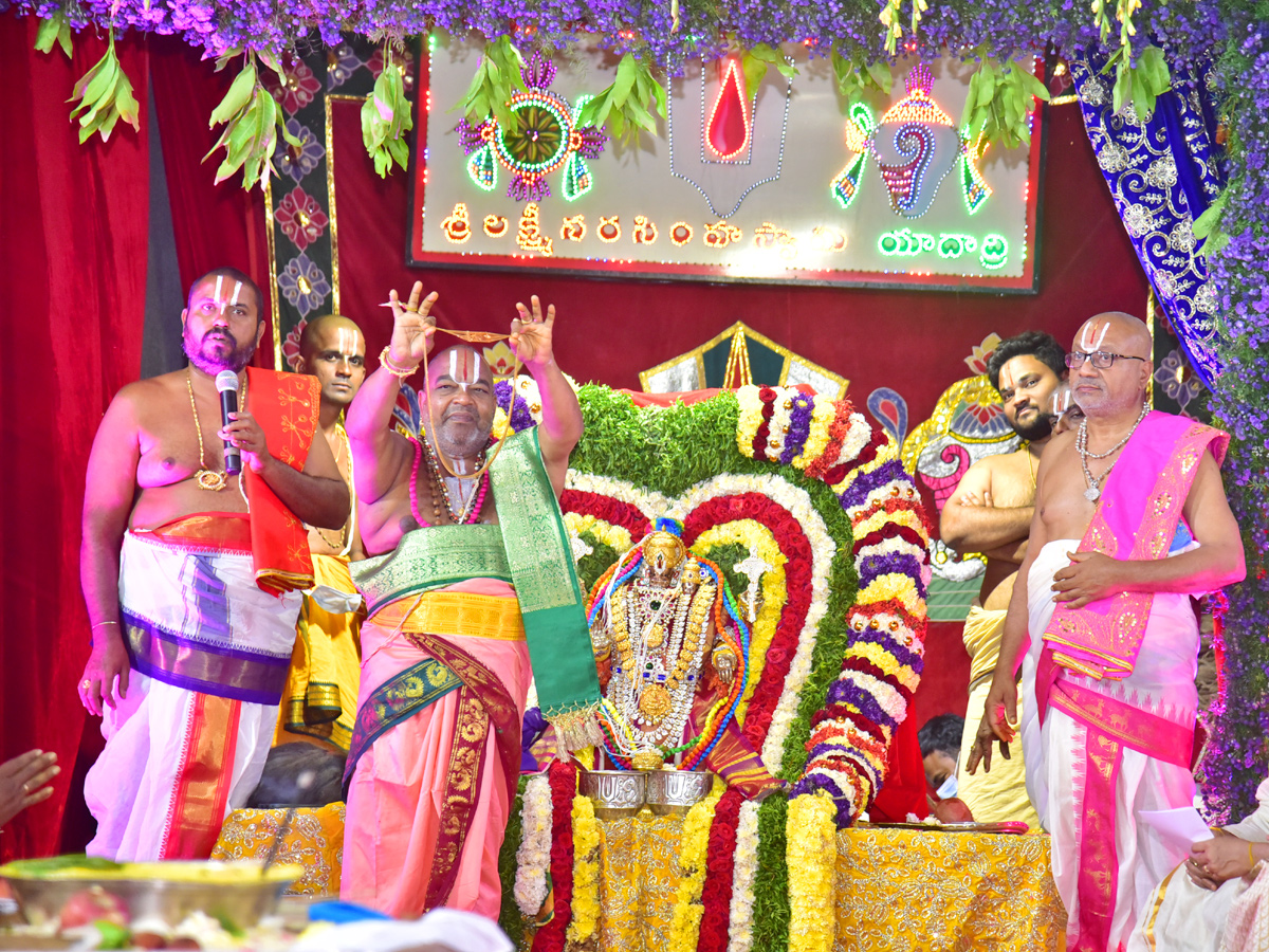 Yadadri Sri Lakshmi Narasimha Swamy Kalyanam Photo Gallery - Sakshi19