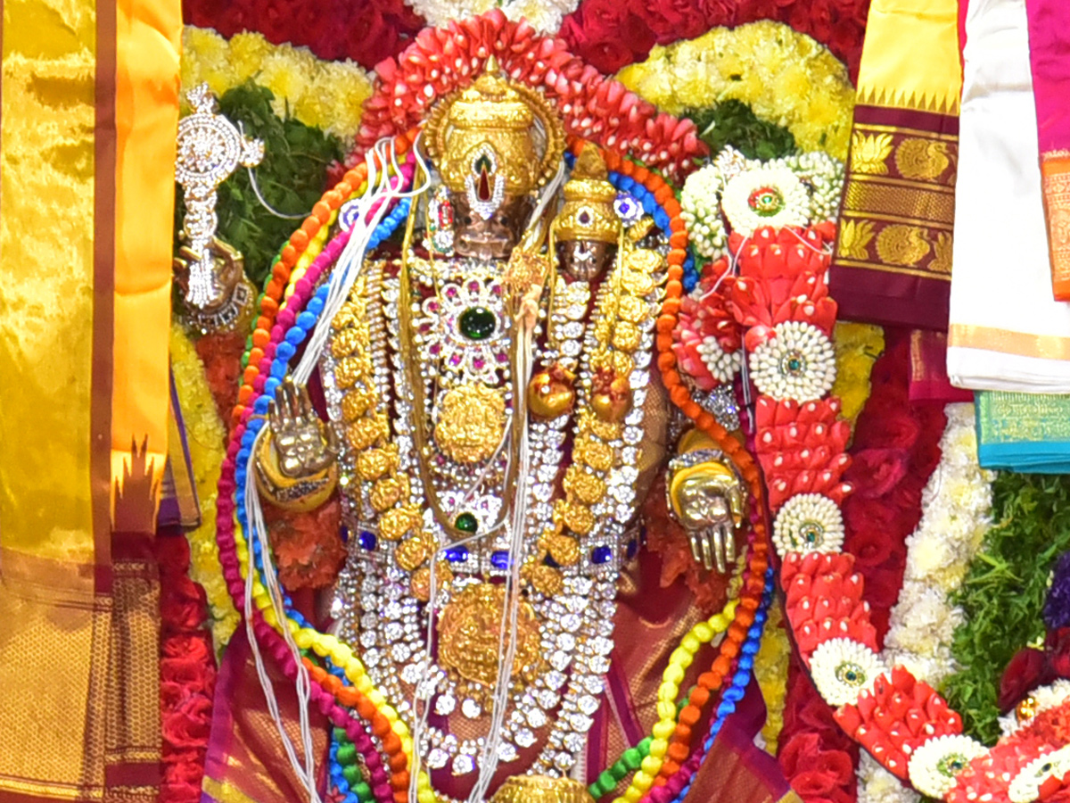 Yadadri Sri Lakshmi Narasimha Swamy Kalyanam Photo Gallery - Sakshi8