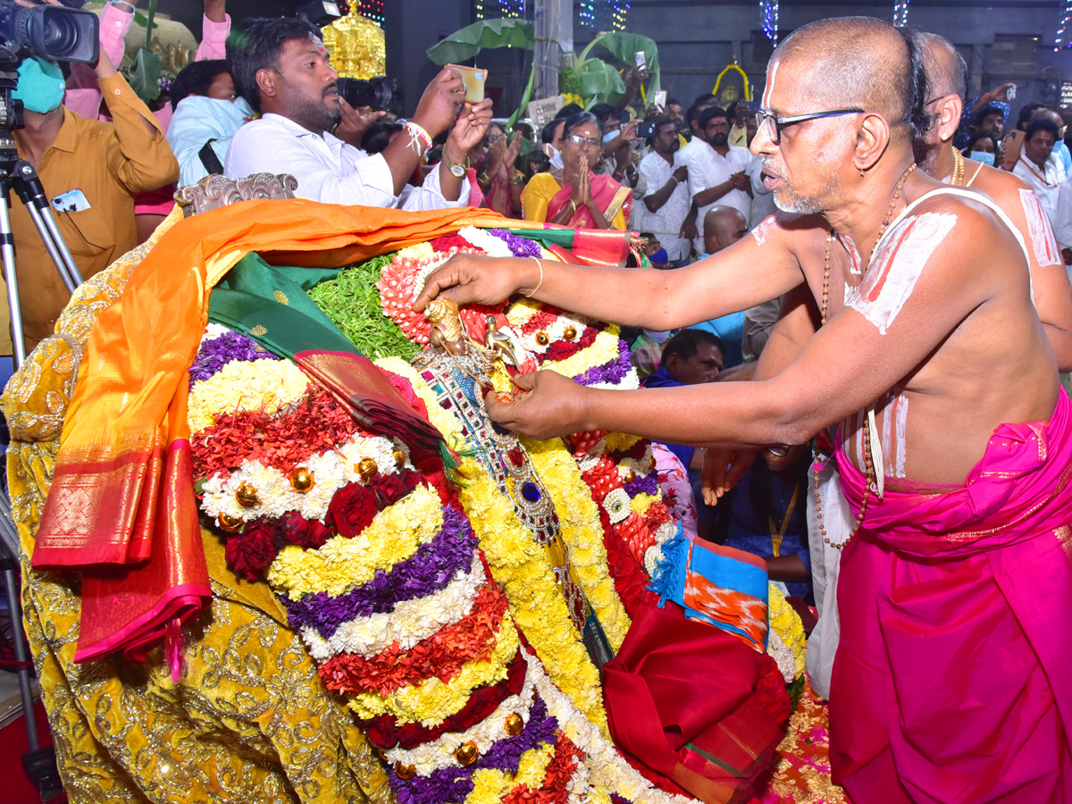 Yadadri Sri Lakshmi Narasimha Swamy Kalyanam Photo Gallery - Sakshi9