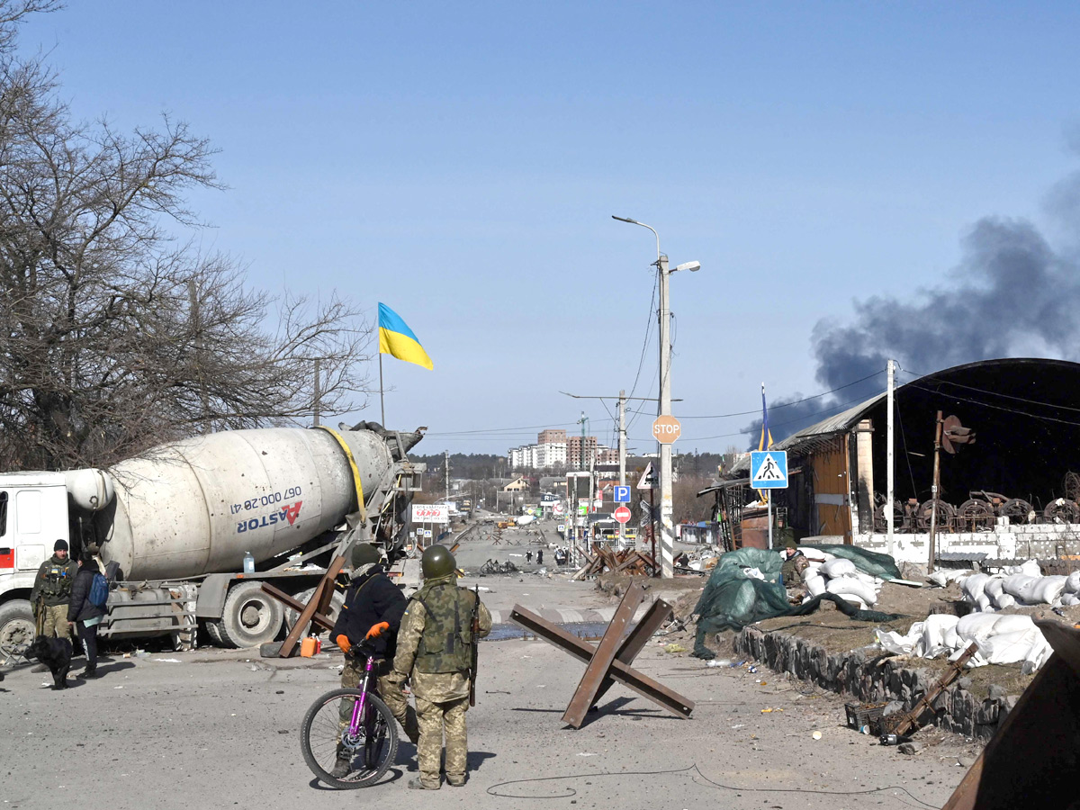 Kyiv skyline as Russian troops invade Ukraine Photo Gallery - Sakshi5